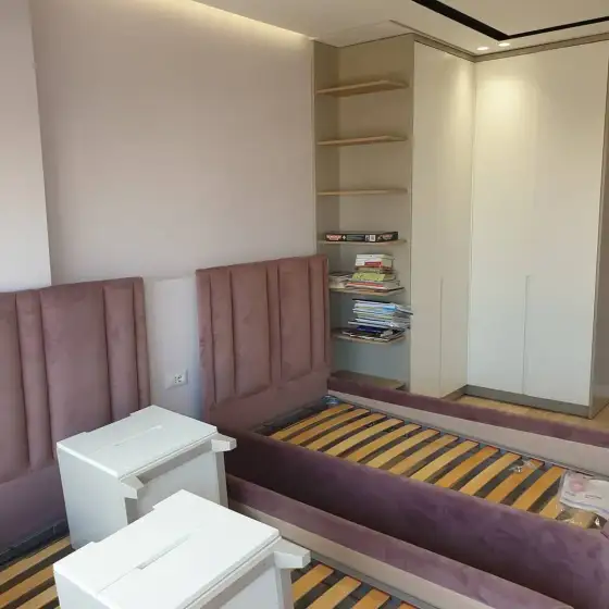 Ndriçim i montuar në një ambient të brendshëm