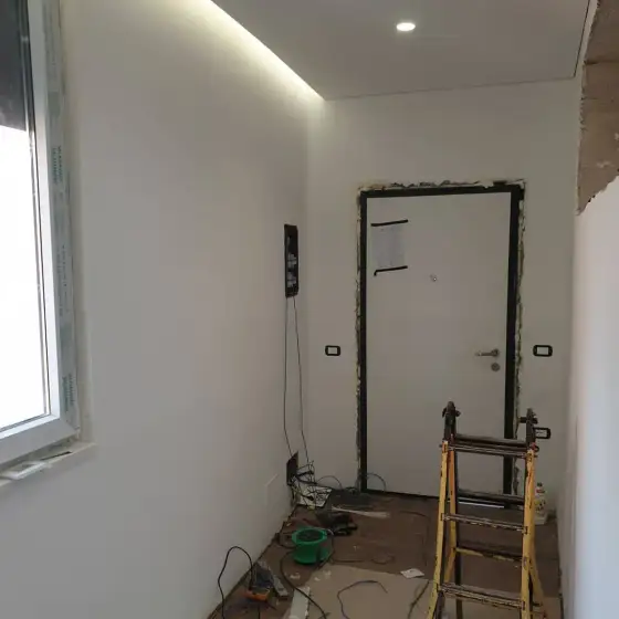 Ndriçim i montuar në një ambient të brendshëm