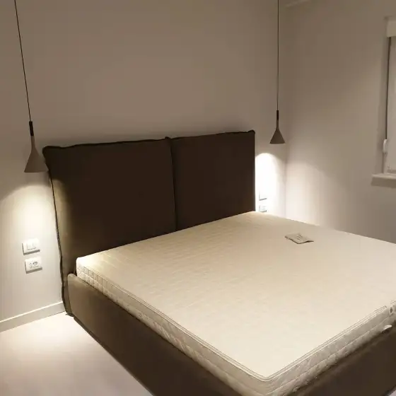 Ndriçim i montuar në një ambient të brendshëm