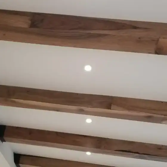 Ndriçim i montuar në një ambient të brendshëm