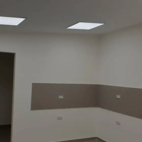 Ndriçim i montuar në një ambient të brendshëm