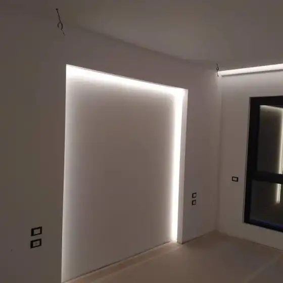 Ndriçim i montuar në një ambient të brendshëm