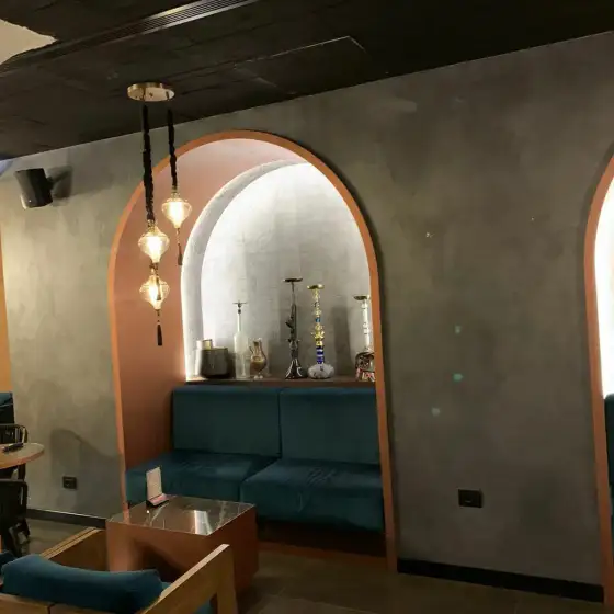 Ndriçim i montuar në një ambient të brendshëm