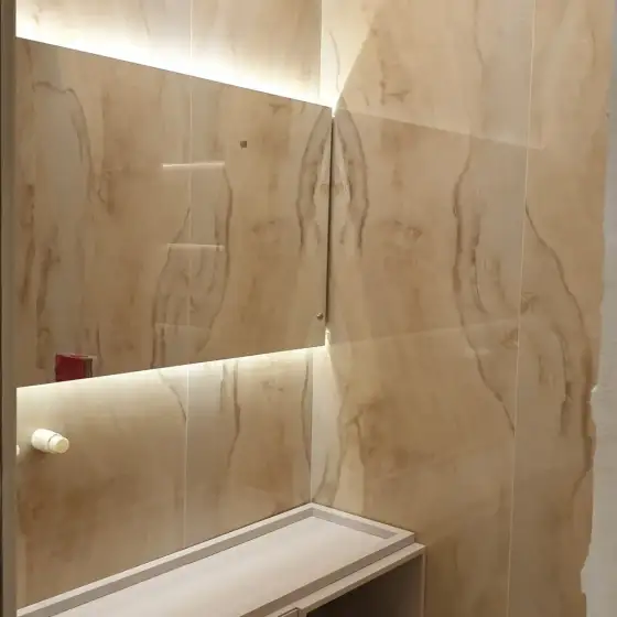 Ndriçim i montuar në një ambient të brendshëm