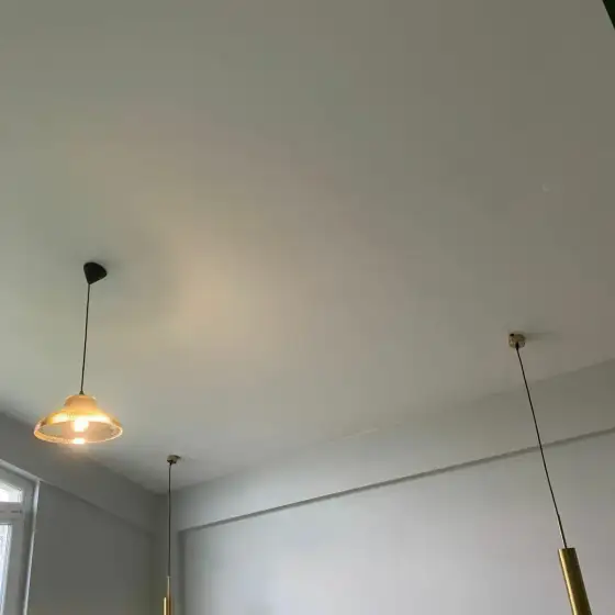 Ndriçim i montuar në një ambient të brendshëm