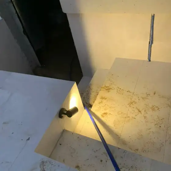 Ndriçim i montuar në një ambient të brendshëm