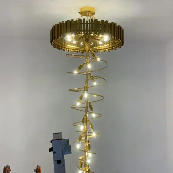 Ndriçim i montuar në një ambient të brendshëm