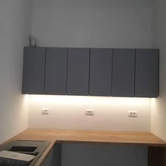 Ndriçim i montuar në një ambient të brendshëm