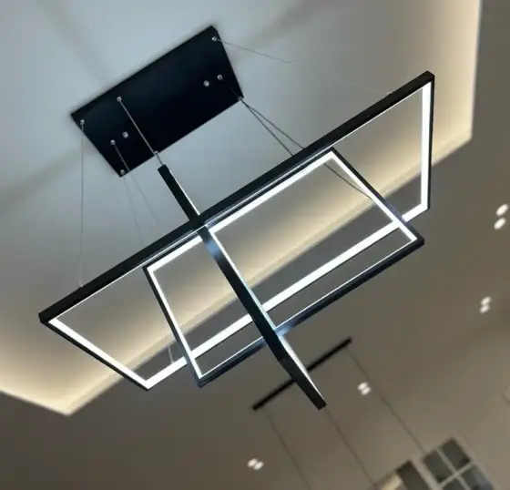 Ndriçim i montuar në një ambient të brendshëm