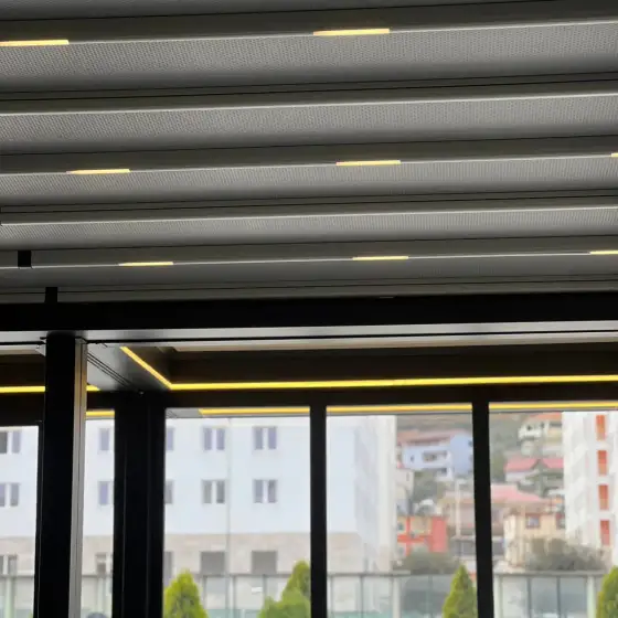 Ndriçim i montuar në një ambient të brendshëm