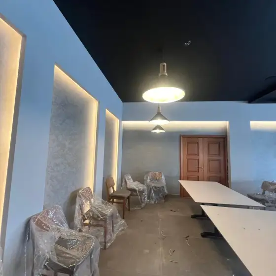 Ndriçim i montuar në një ambient të brendshëm